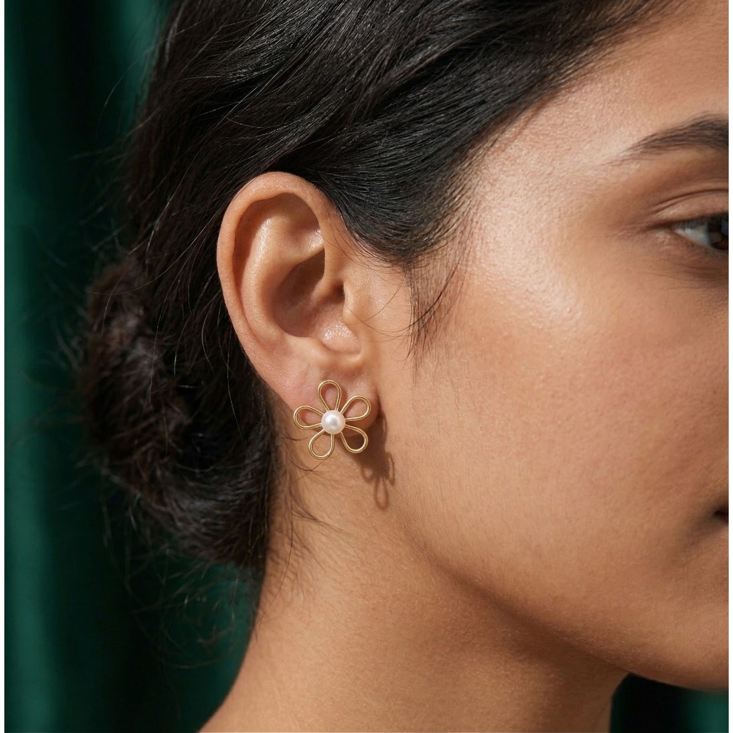 Gold Plated Flower Pearl Stud Earrings – Minimalist Daisy Wire Floral Earrings