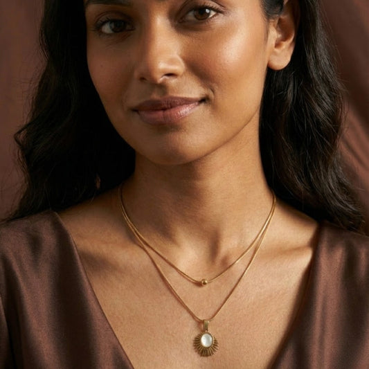 Dainty Gold Layered Sun Pendant Necklace | Minimalist Teardrop & Starburst Chain Jewelry