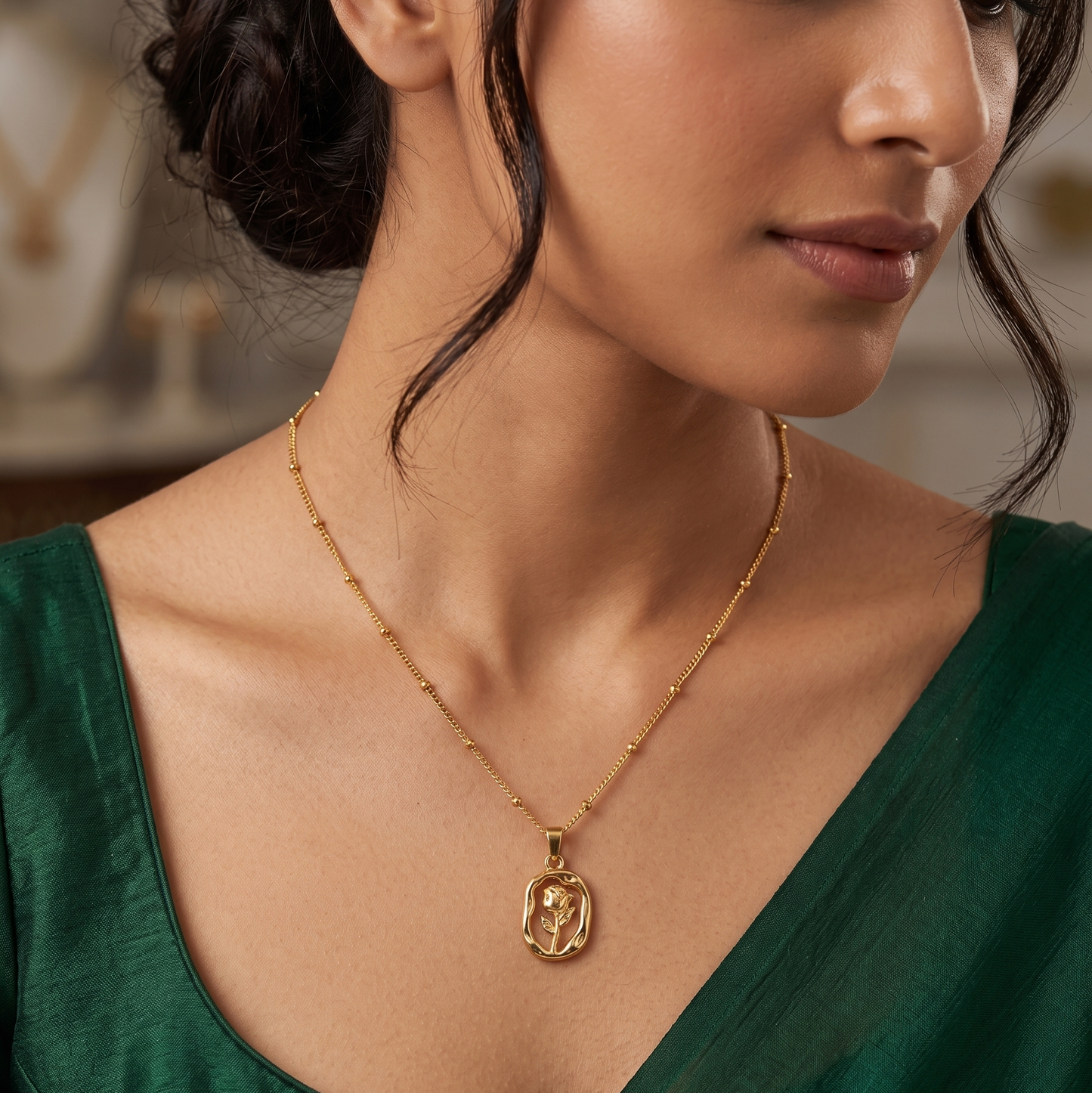 Gold Rose Oval Pendant Locket