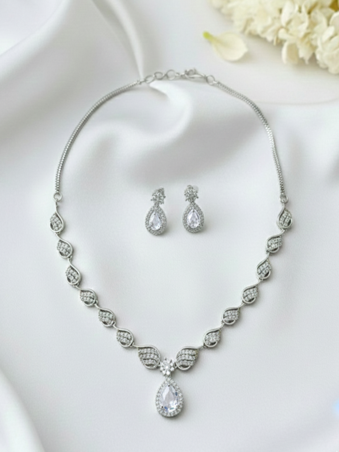 Teardrop AD Necklace & Earrings Set